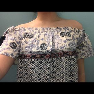 CUTE Off-Shoulder Top 💗